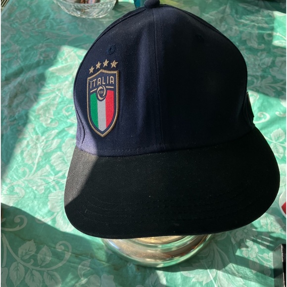 Italia FIGC Soccer Flatbrim Adjustable Cap🌺❤️ - Picture 8 of 12